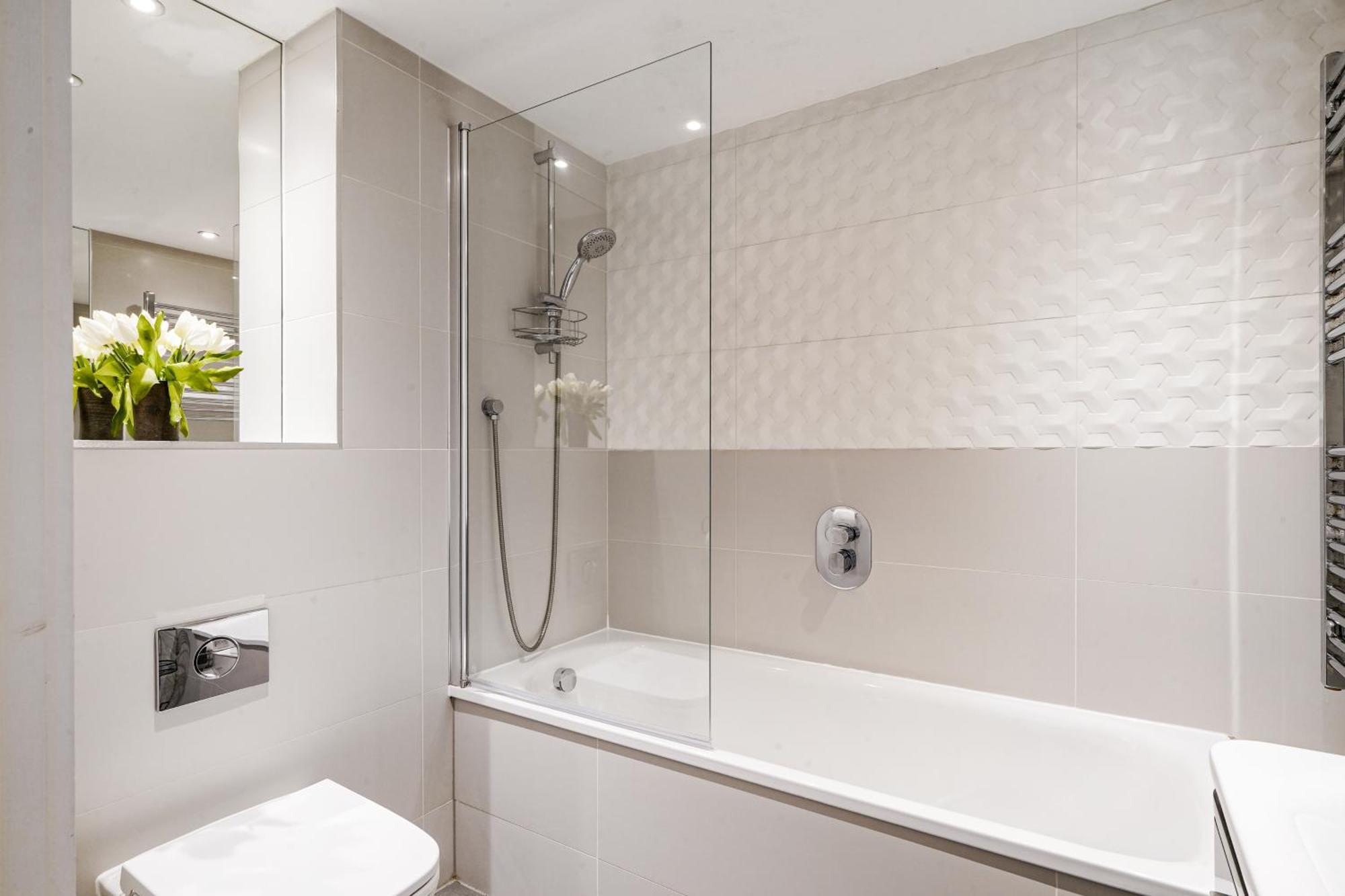 Luxury Apartment With Stunning Views On 10Th Floor Edgware Exterior photo